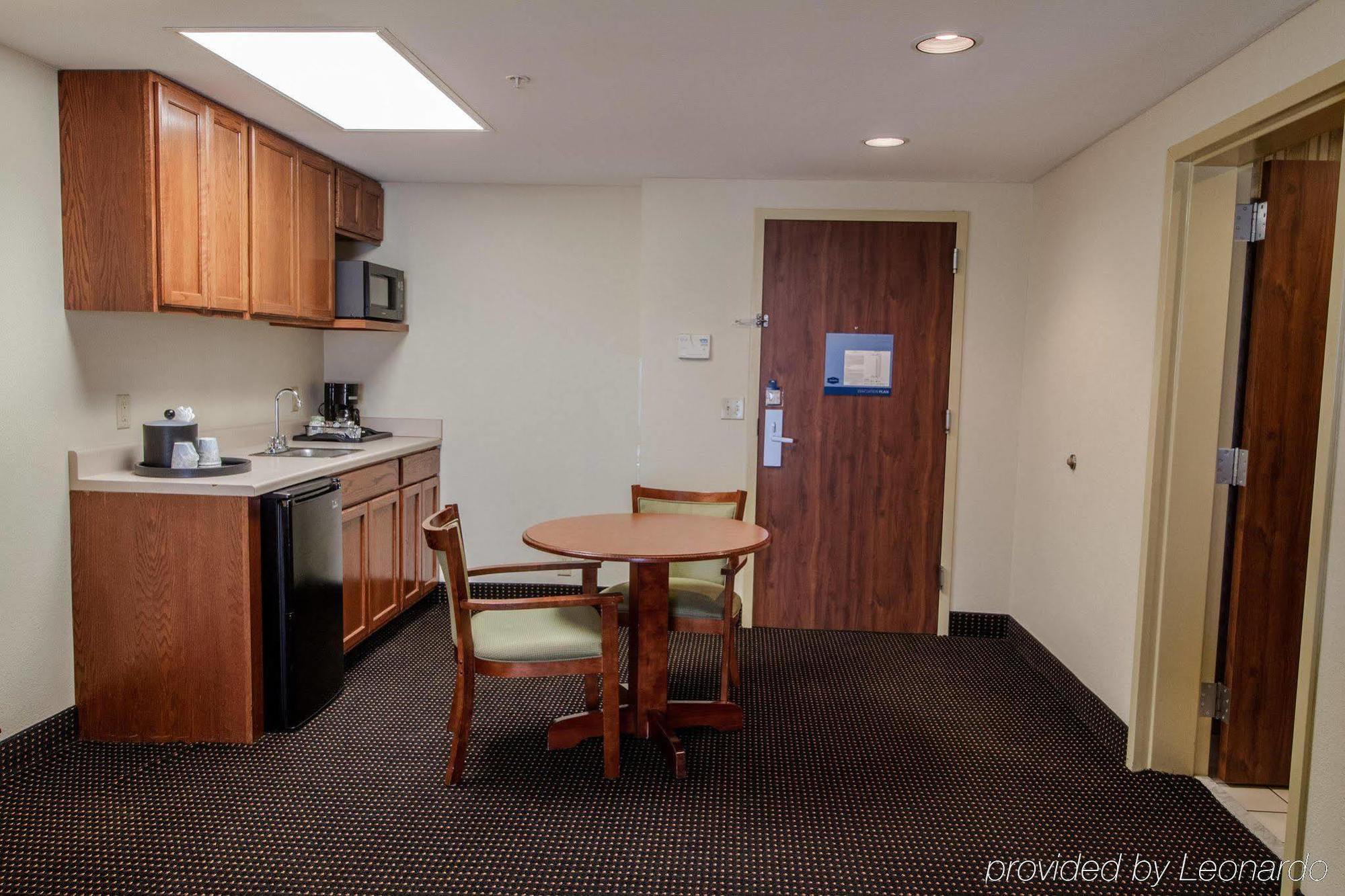 Hampton By Hilton Oklahoma City I-40 East- Tinker Afb ミッドウェスト・シティ エクステリア 写真