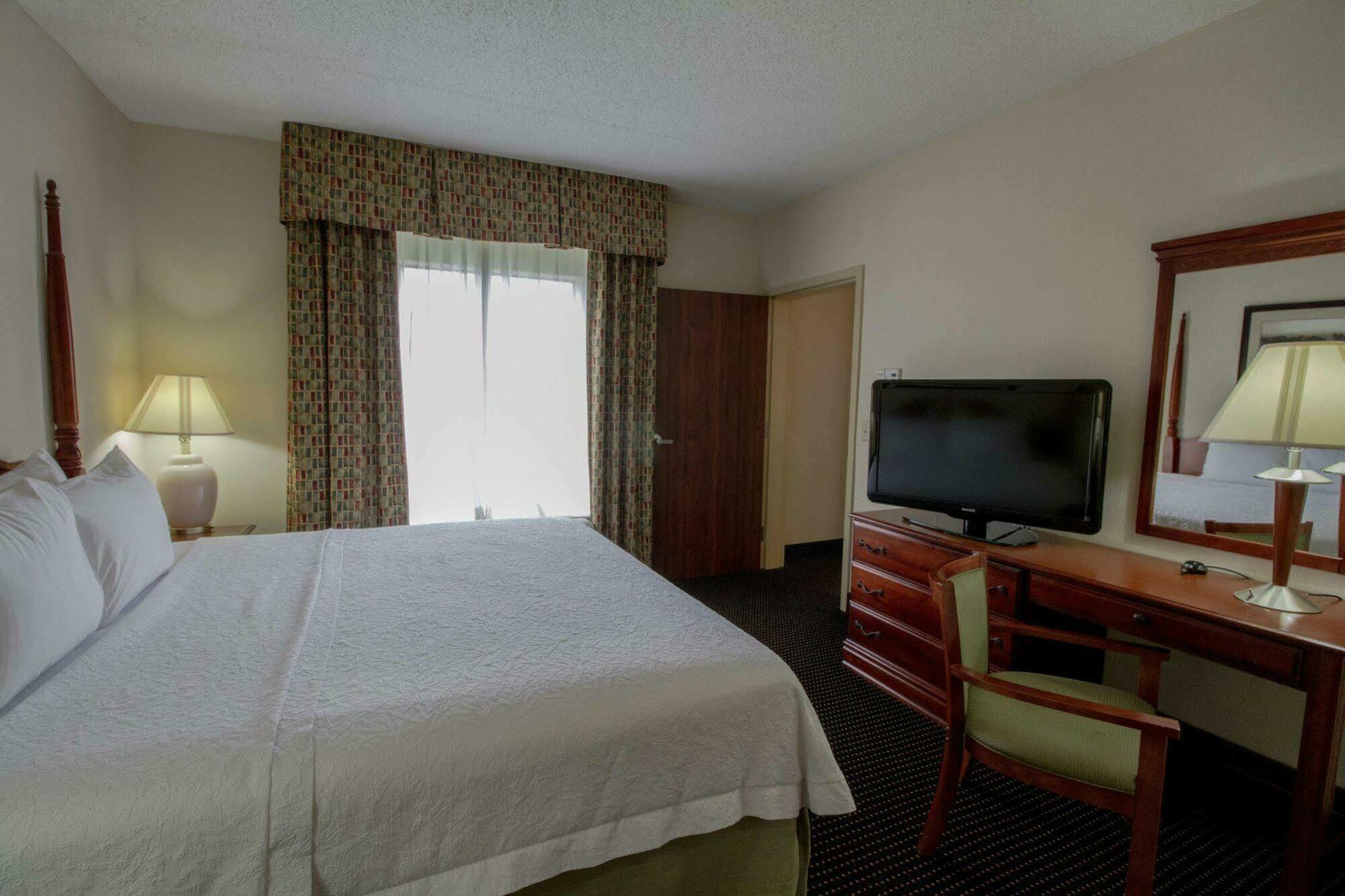 Hampton By Hilton Oklahoma City I-40 East- Tinker Afb ミッドウェスト・シティ エクステリア 写真
