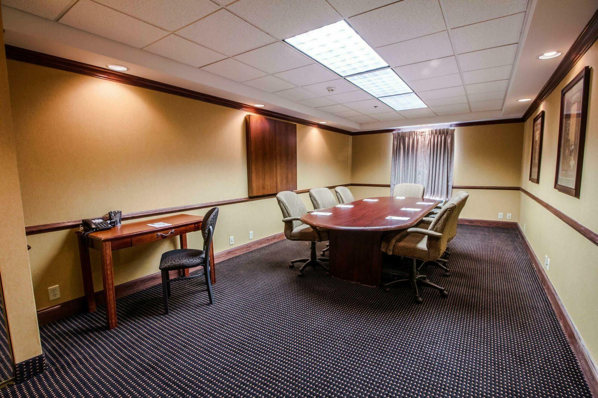 Hampton By Hilton Oklahoma City I-40 East- Tinker Afb ミッドウェスト・シティ エクステリア 写真